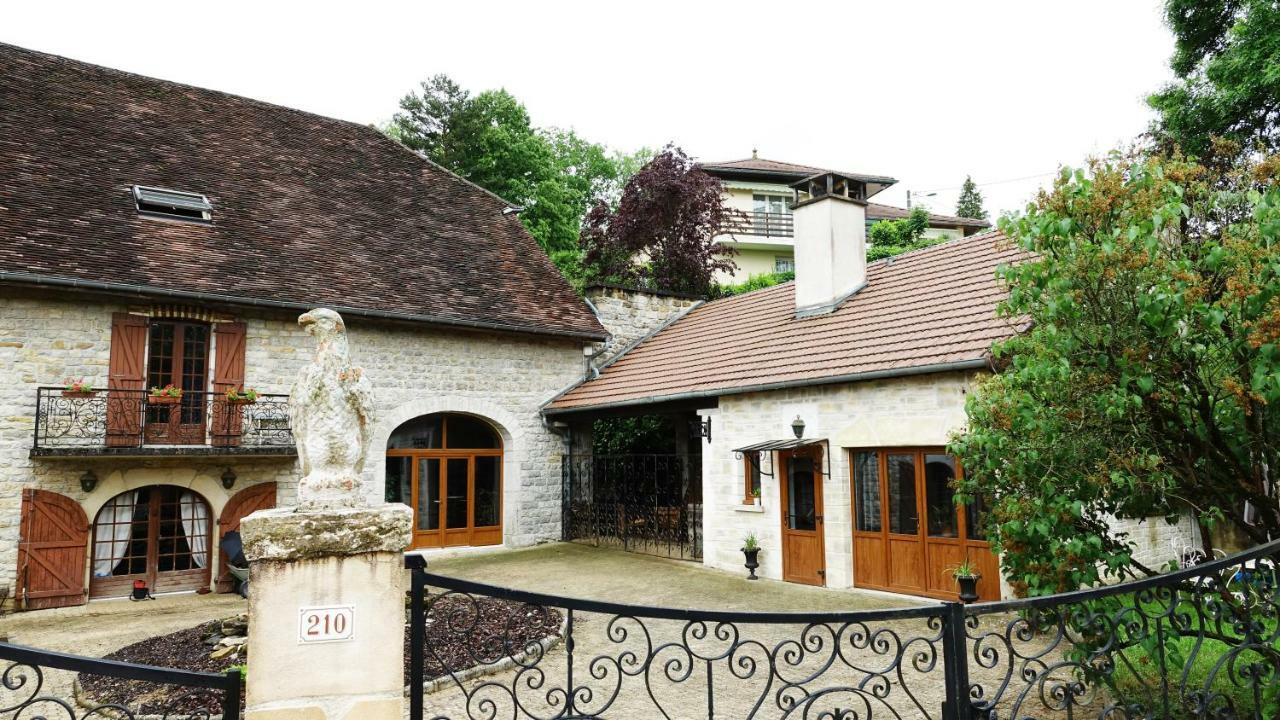 Le Vieux Pressoir Apartment Saint-Germain-lès-Arlay Exterior photo